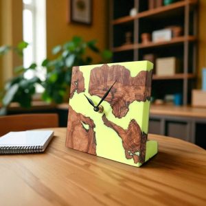 SARI NEON MASA SAATİ